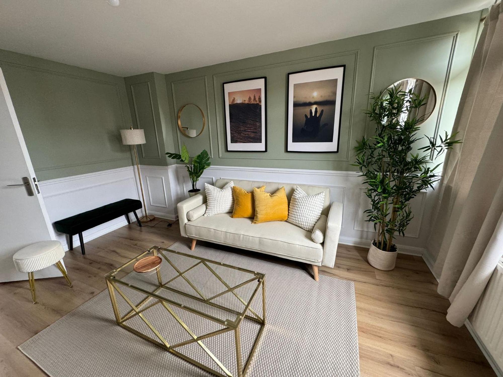 Апартаменты Grace House - 15 Minutes To London Thamesmead (Greater London)