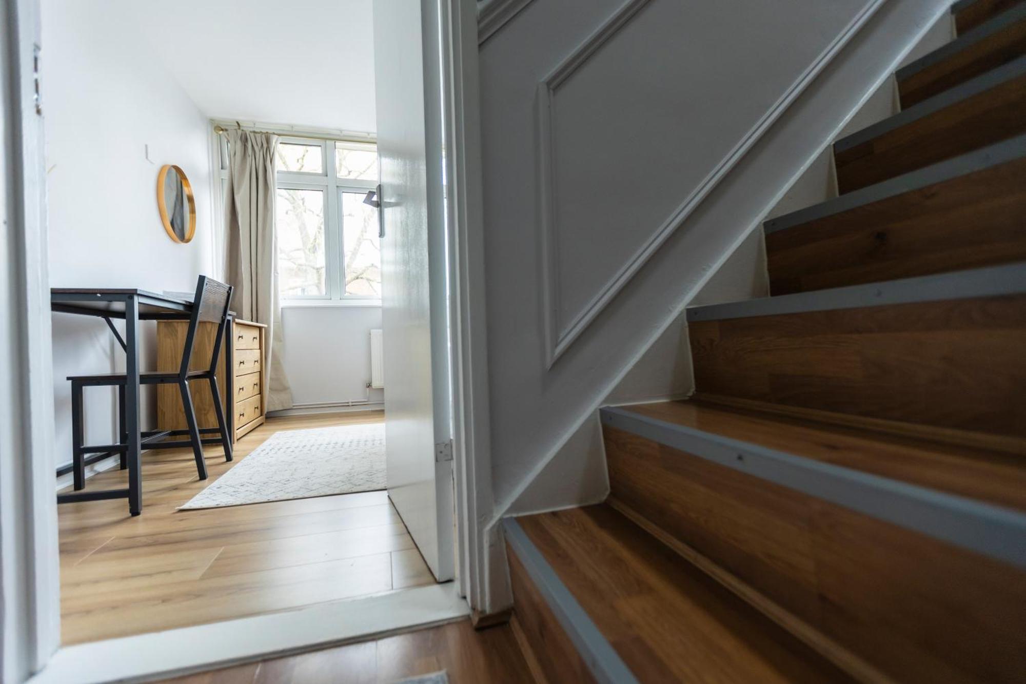 Апартаменты Grace House - 15 Minutes To London *